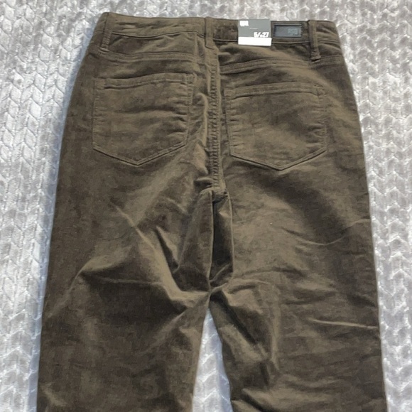 NWT RSQ Manhattan High Rise Button Fly Skinny Corduroys.  Size 5/27.  Brown - Picture 5 of 11